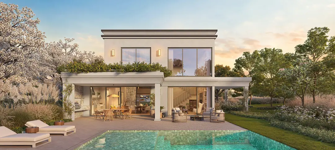 Área externa de casa do Villa Riviera com piscina e varanda coberta